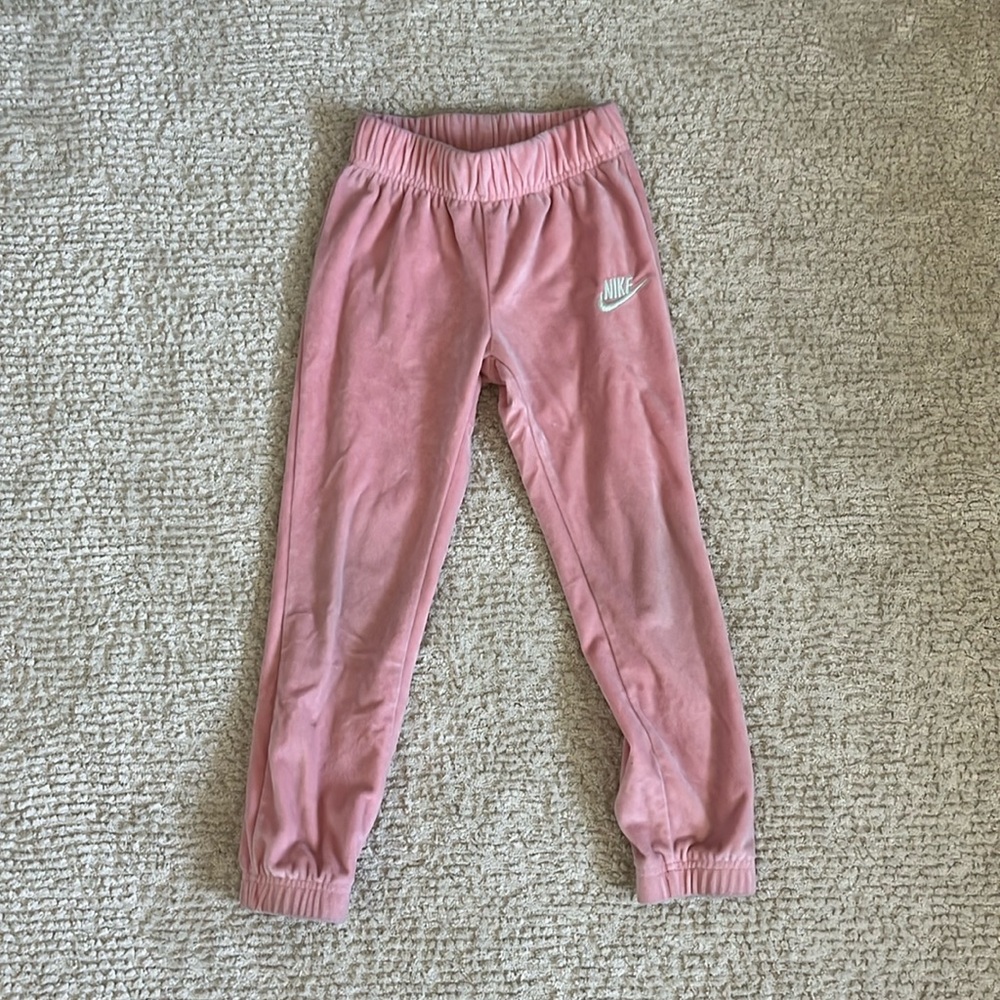 Nike Girls Pink Velour Sweatpants